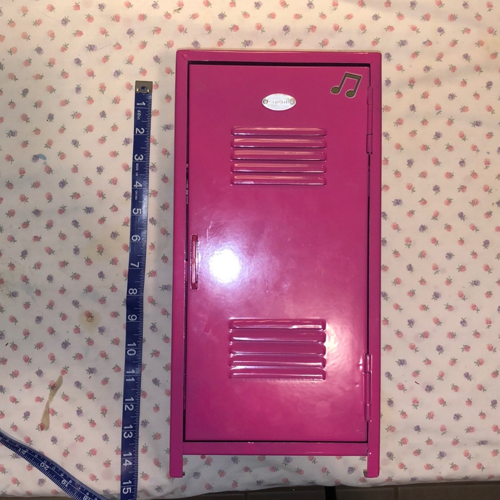 Mini Storage Metal Locker from the movie Hairspray